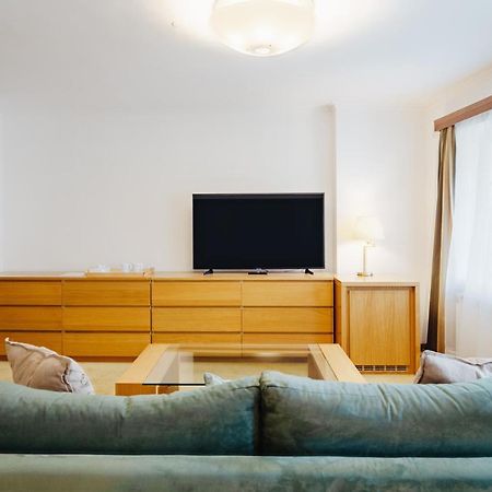 U Cerneho Medveda- At The Black Bear Apartment Prague Ngoại thất bức ảnh