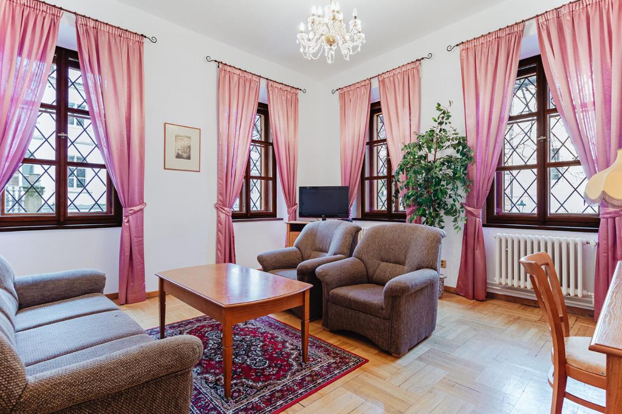 U Cerneho Medveda- At The Black Bear Apartment Prague Ngoại thất bức ảnh