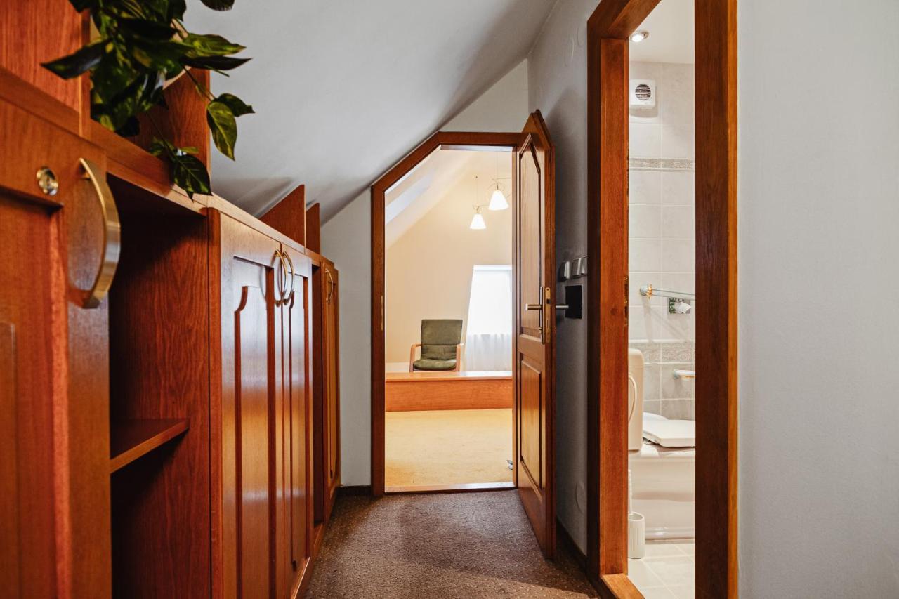 U Cerneho Medveda- At The Black Bear Apartment Prague Ngoại thất bức ảnh