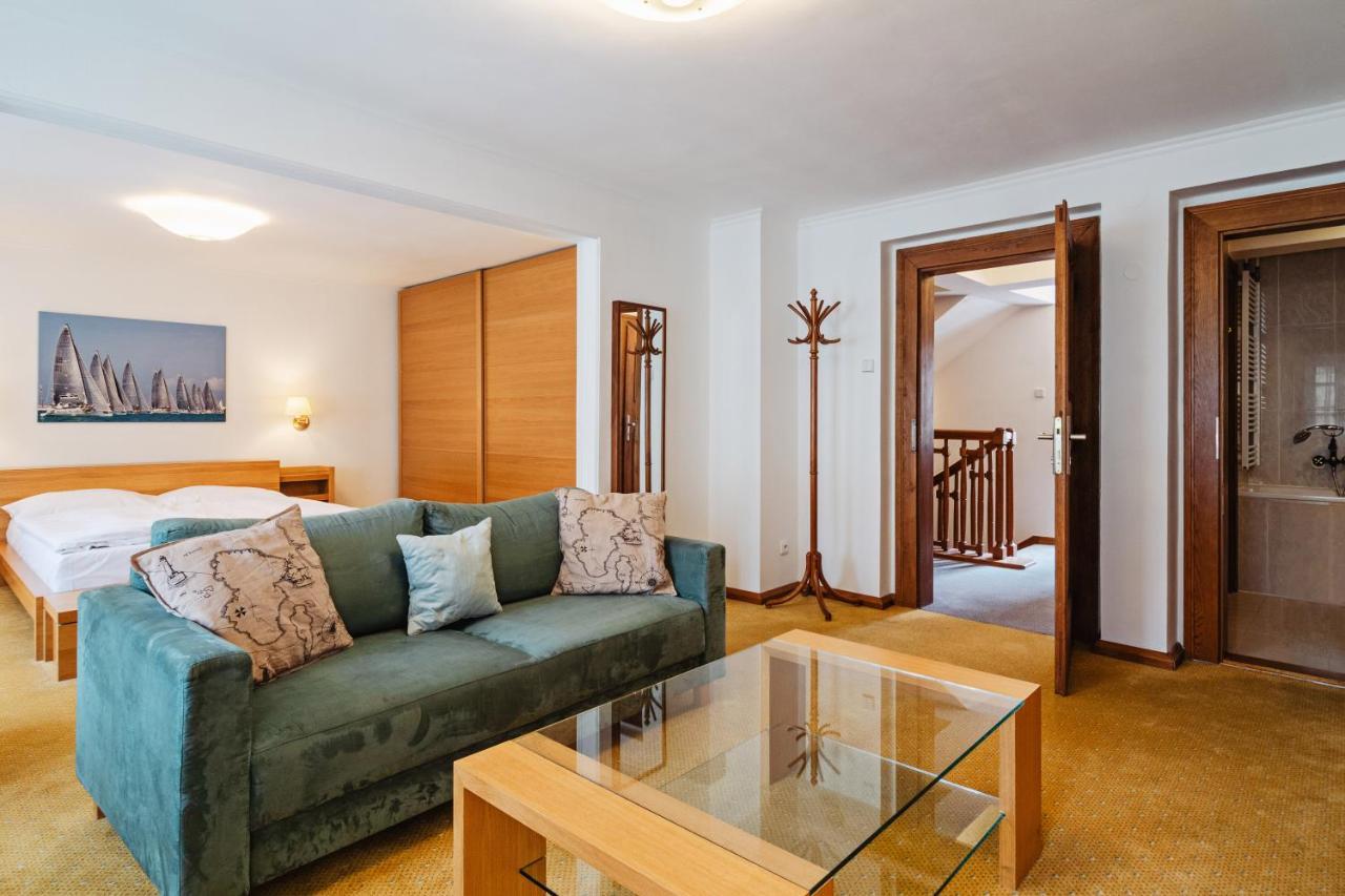 U Cerneho Medveda- At The Black Bear Apartment Prague Ngoại thất bức ảnh