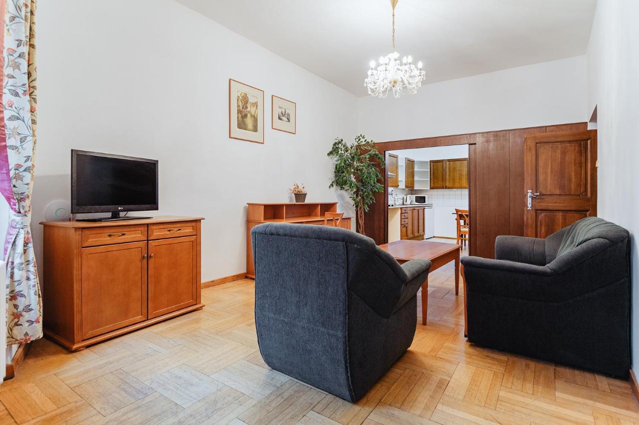 U Cerneho Medveda- At The Black Bear Apartment Prague Ngoại thất bức ảnh
